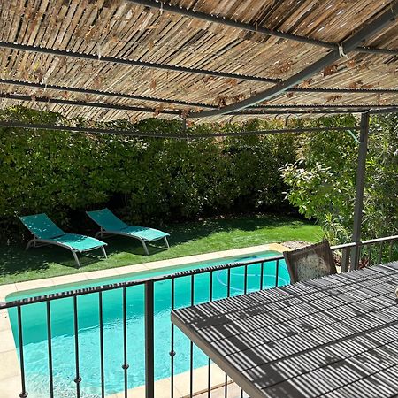 Uchaux Les Jardins Du Castelas - Piscines, Jardins Et Spas Privatifs מראה חיצוני תמונה