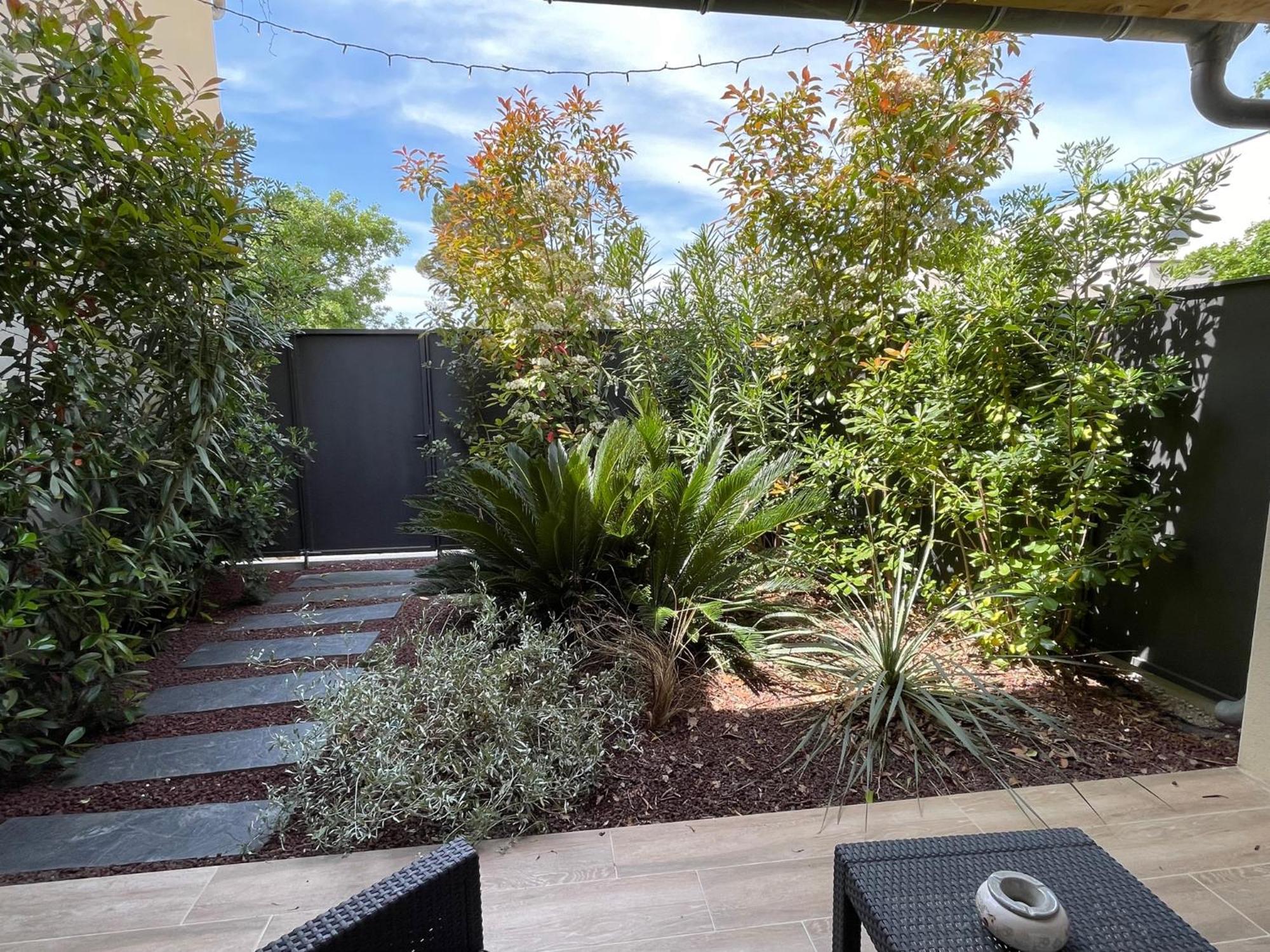 Uchaux Les Jardins Du Castelas - Piscines, Jardins Et Spas Privatifs חדר תמונה