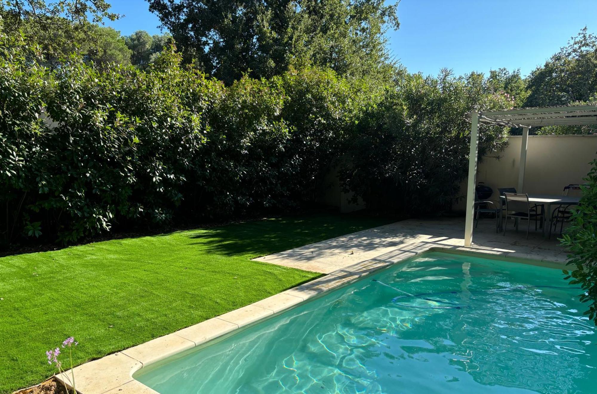 Uchaux Les Jardins Du Castelas - Piscines, Jardins Et Spas Privatifs מראה חיצוני תמונה
