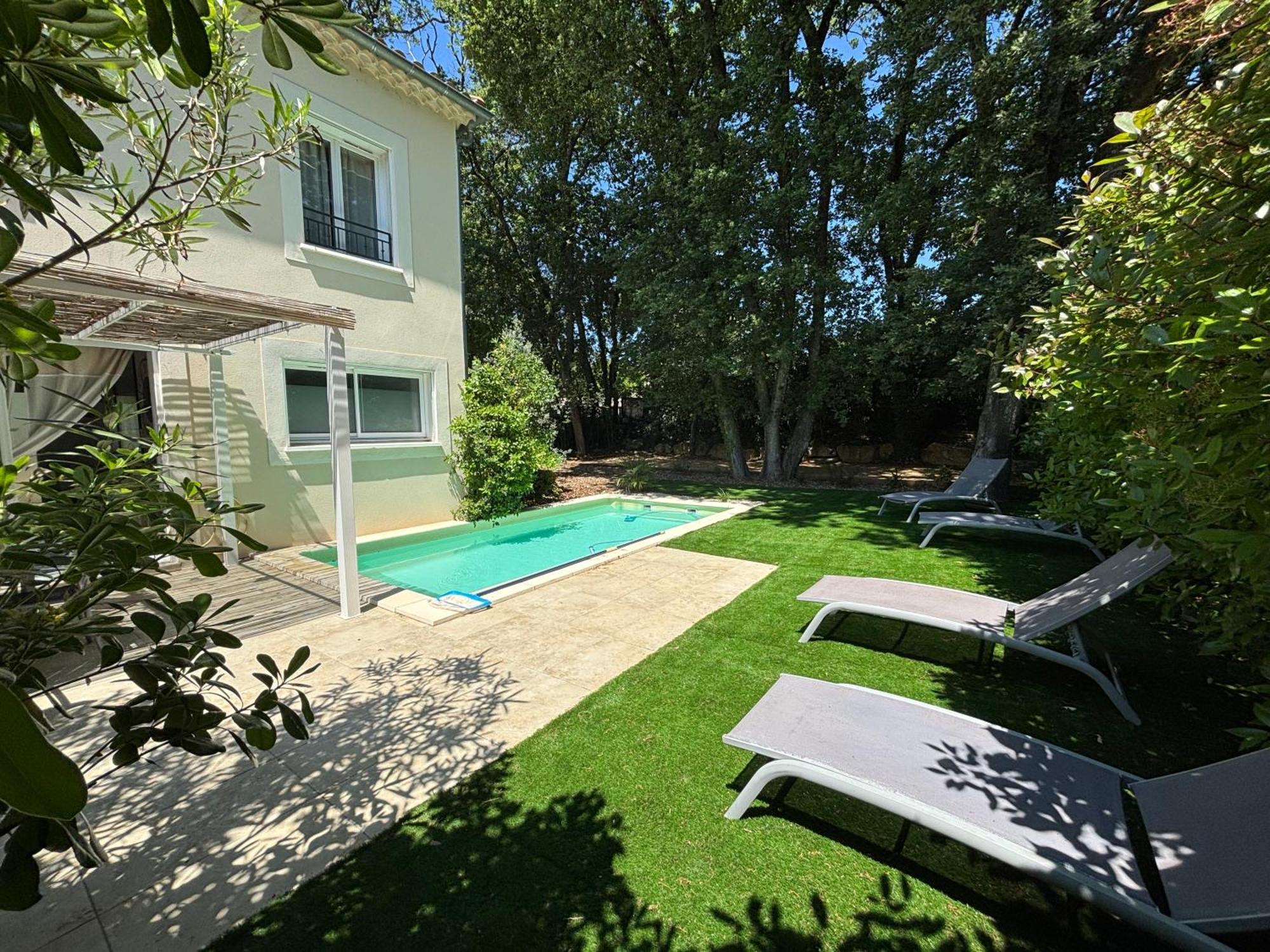 Uchaux Les Jardins Du Castelas - Piscines, Jardins Et Spas Privatifs מראה חיצוני תמונה
